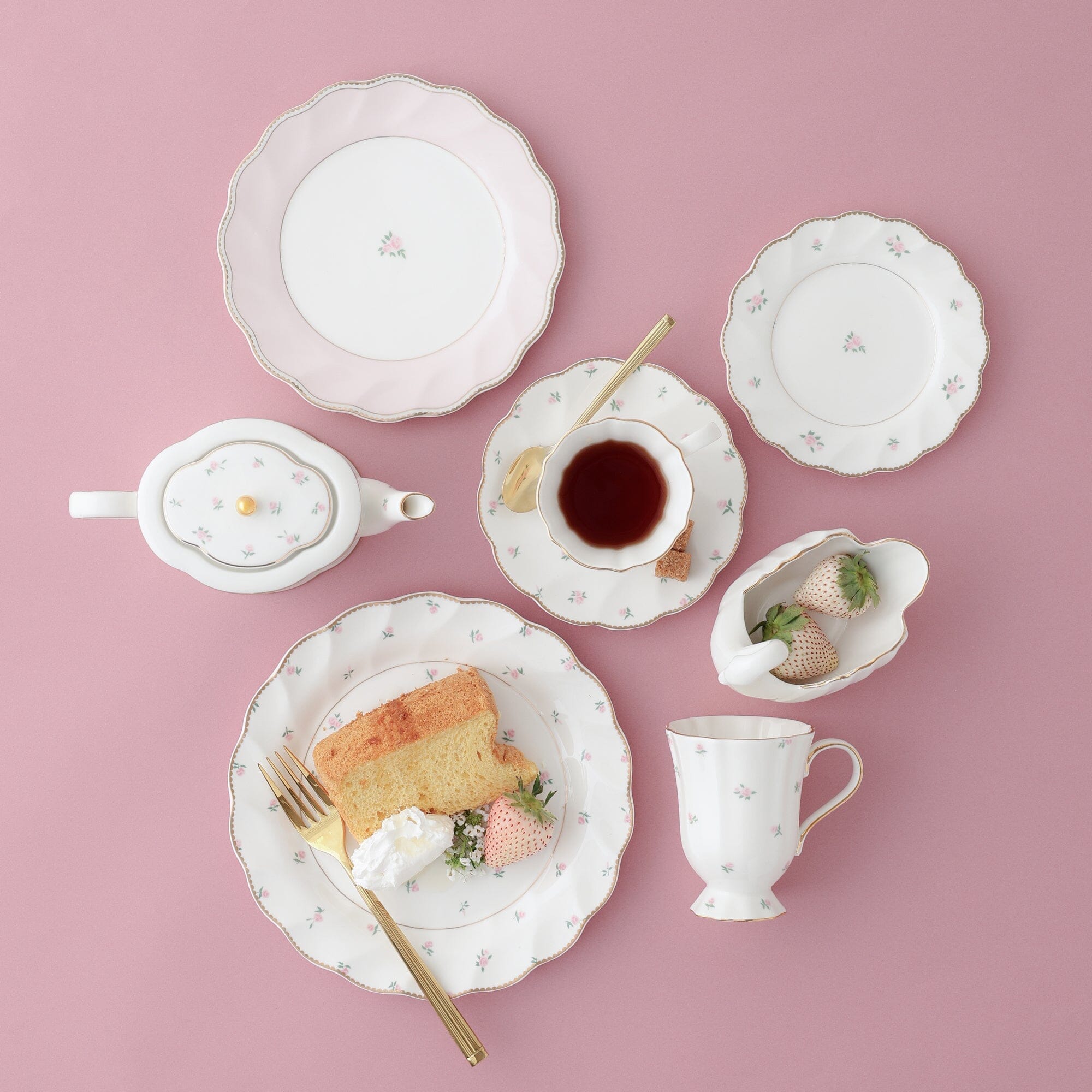 Classic Rose Plate Medium Pink