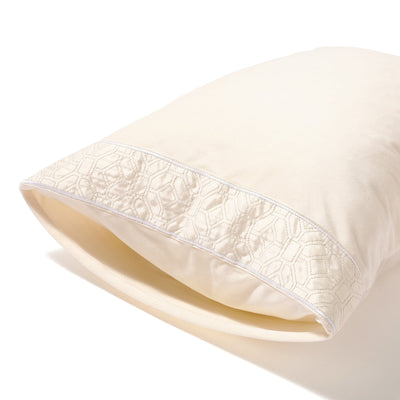 WARMY Weltz Pillow Case 700 x 500 Ivory