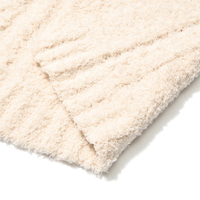 Fluffy cable knit throw (lap blanket) 1700 x 1300 Ivory