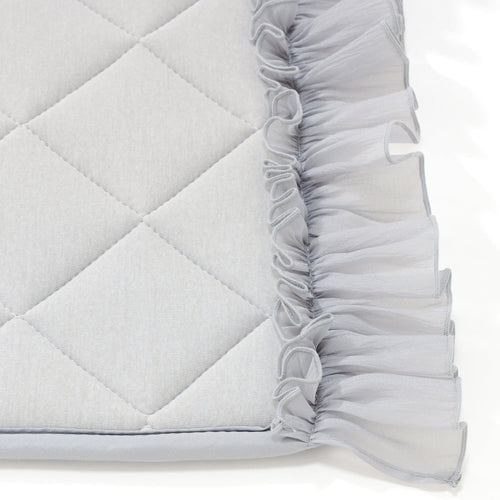 Cool Quilt Rug With Frills Medium Light Gray