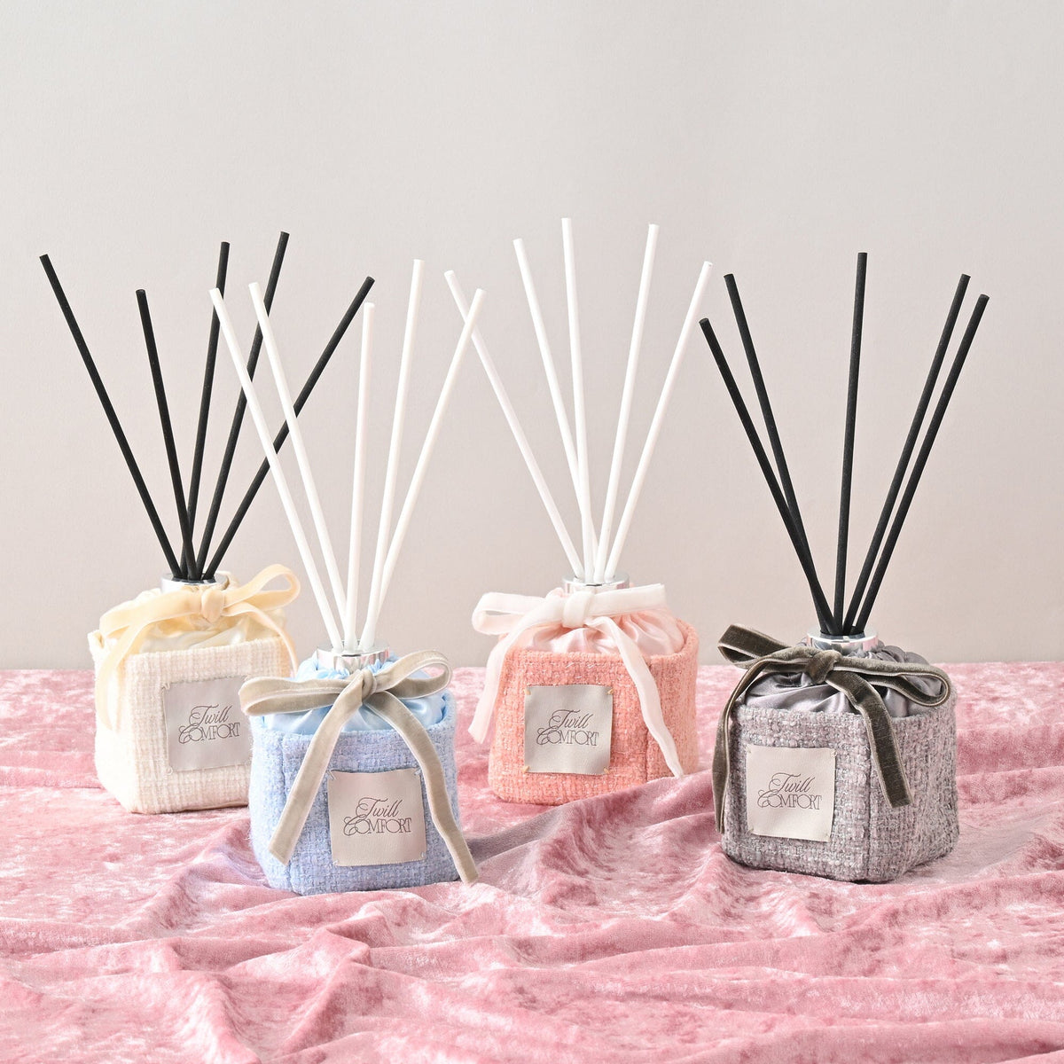 Twill Comfort Fragrance Diffuser White (Gentle musk and floral scent)