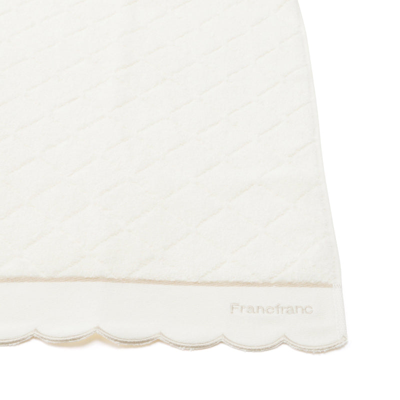 Antibacterial And Deodorizing Quilt Scallop Face Towel, Ivory