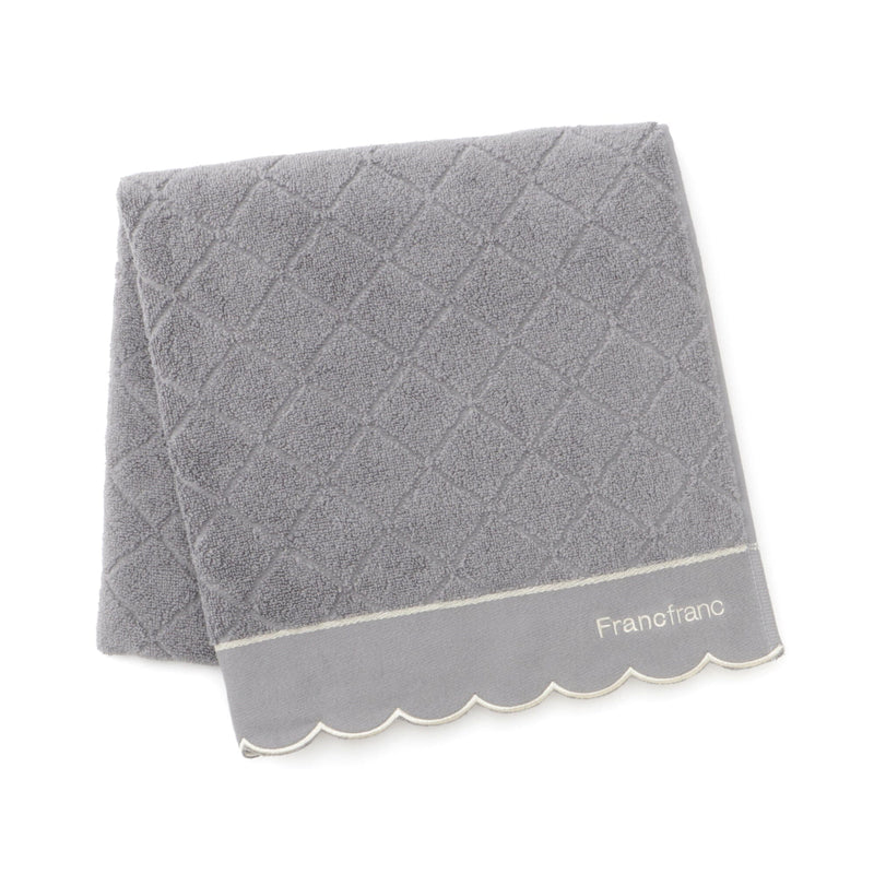 Antibacterial And Deodorizing Quilt Scallop Bath Towel, Grey