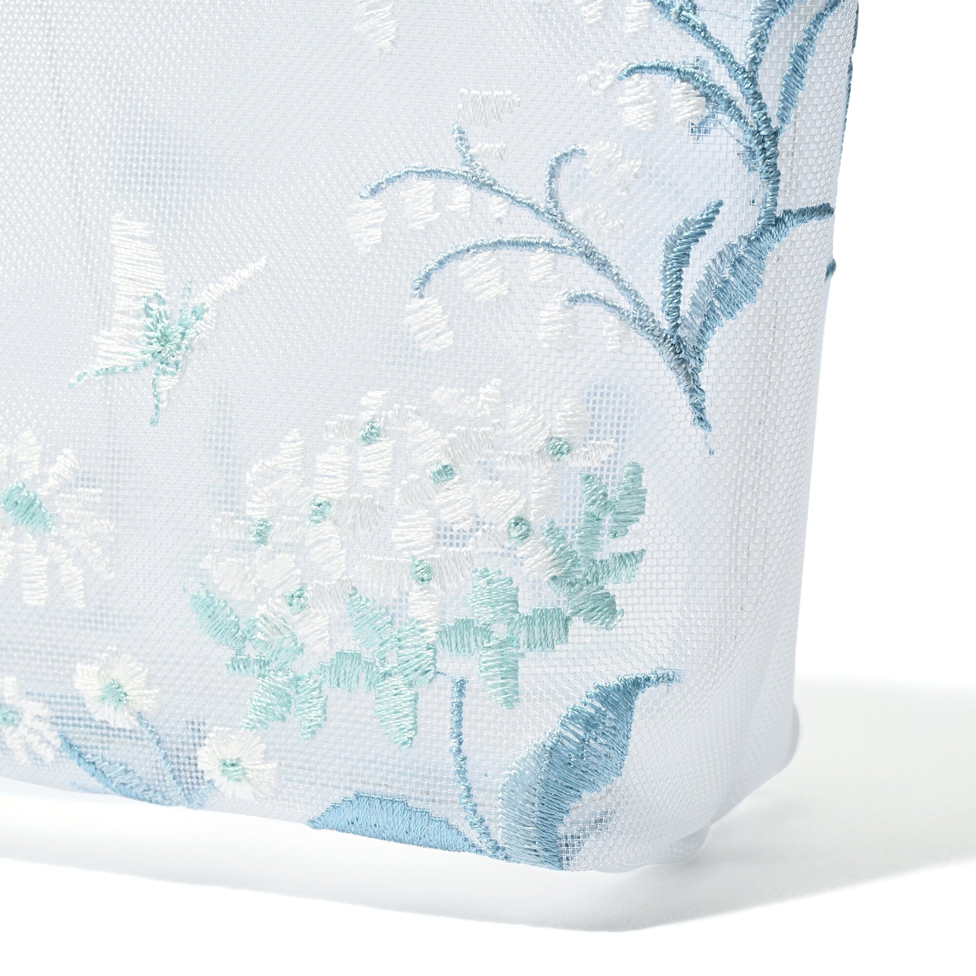 Mesh Embroidery Pouch Large Light Blue