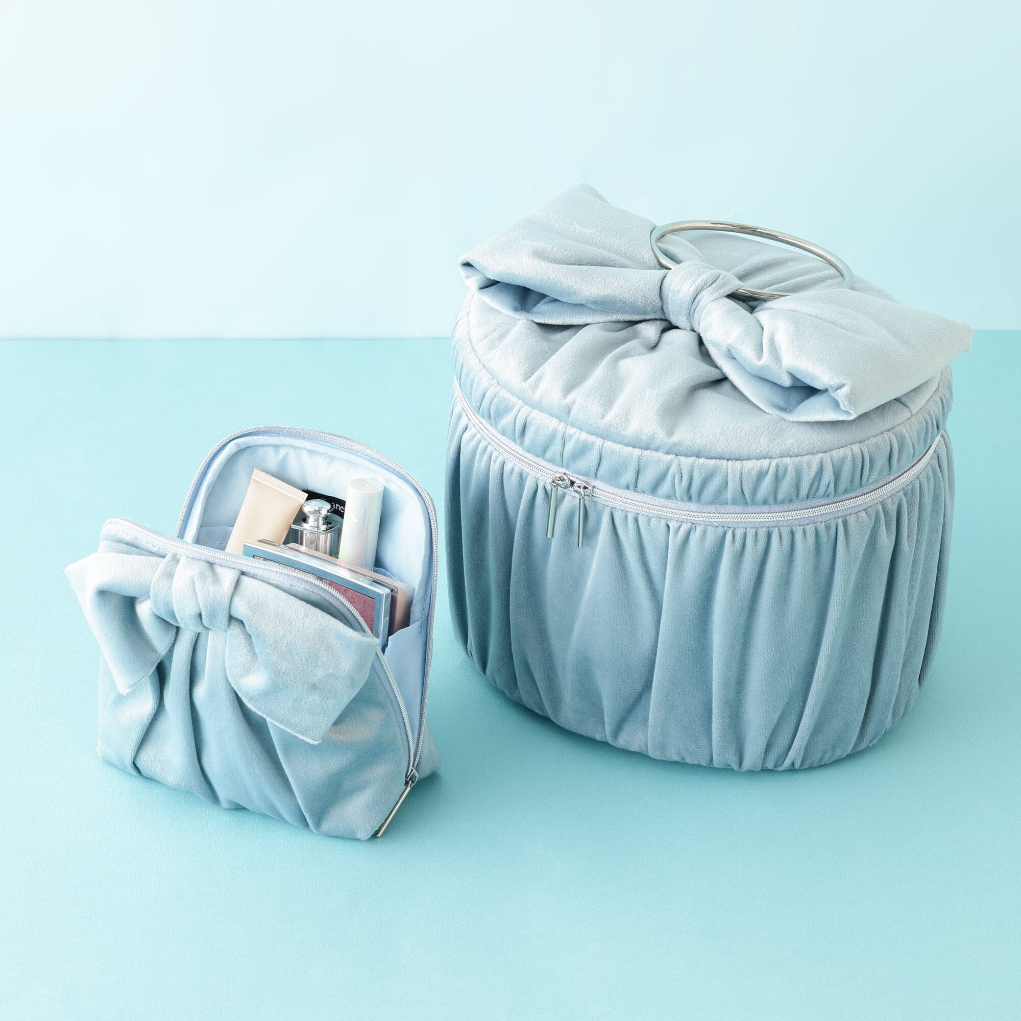 Velour Ribbon Vanity Pouch L Light Blue