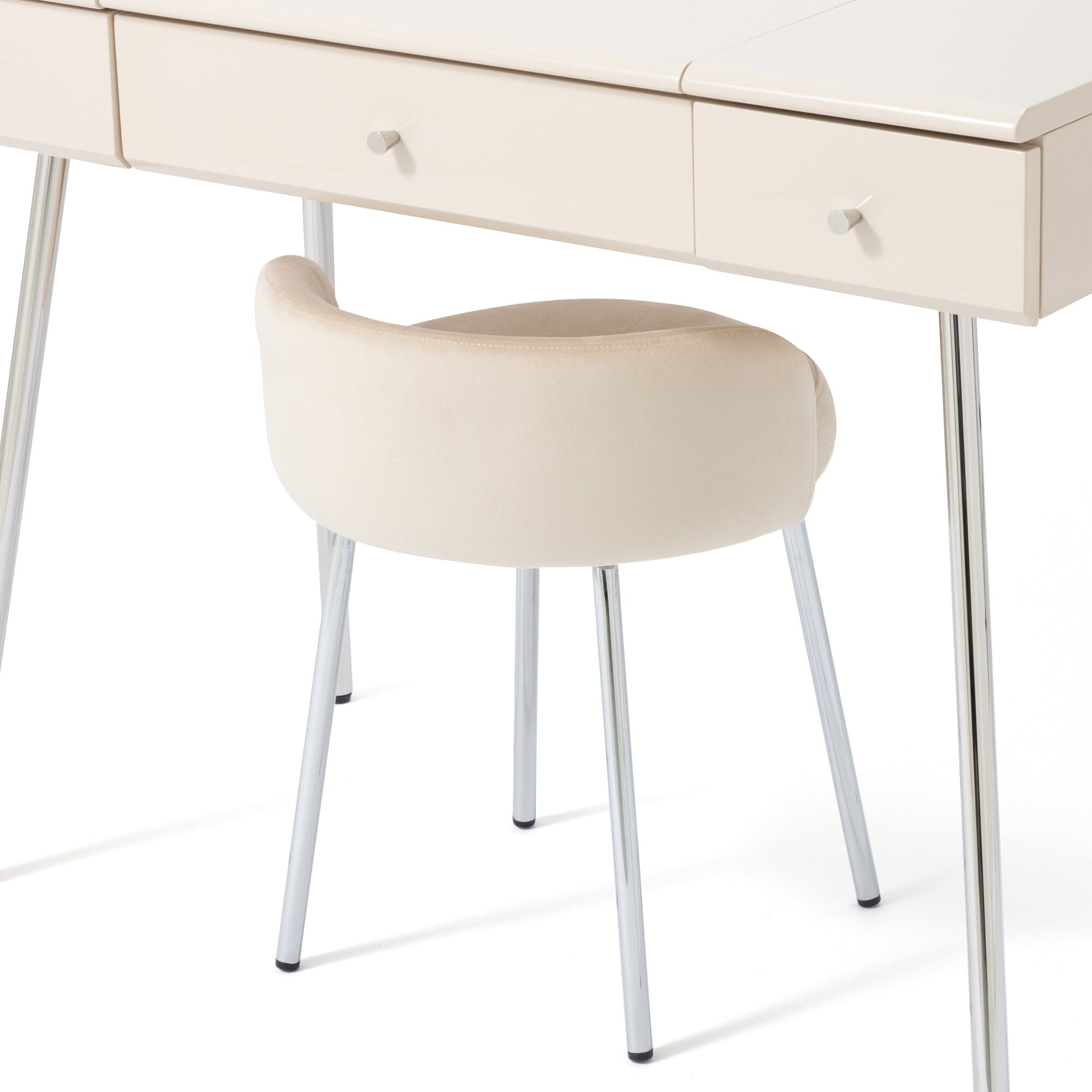 Plumor Stool Light Beige X Silver