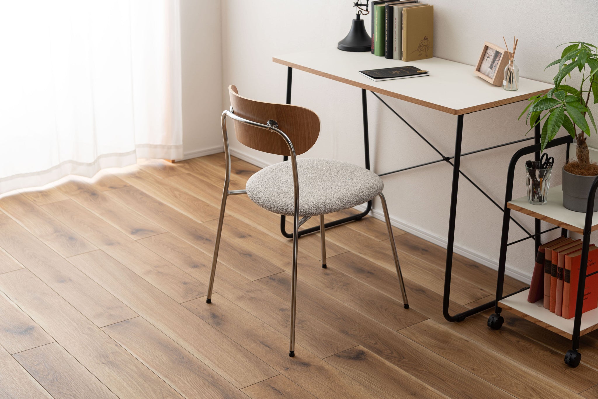 Stacking Chair Natural Beige PC-845