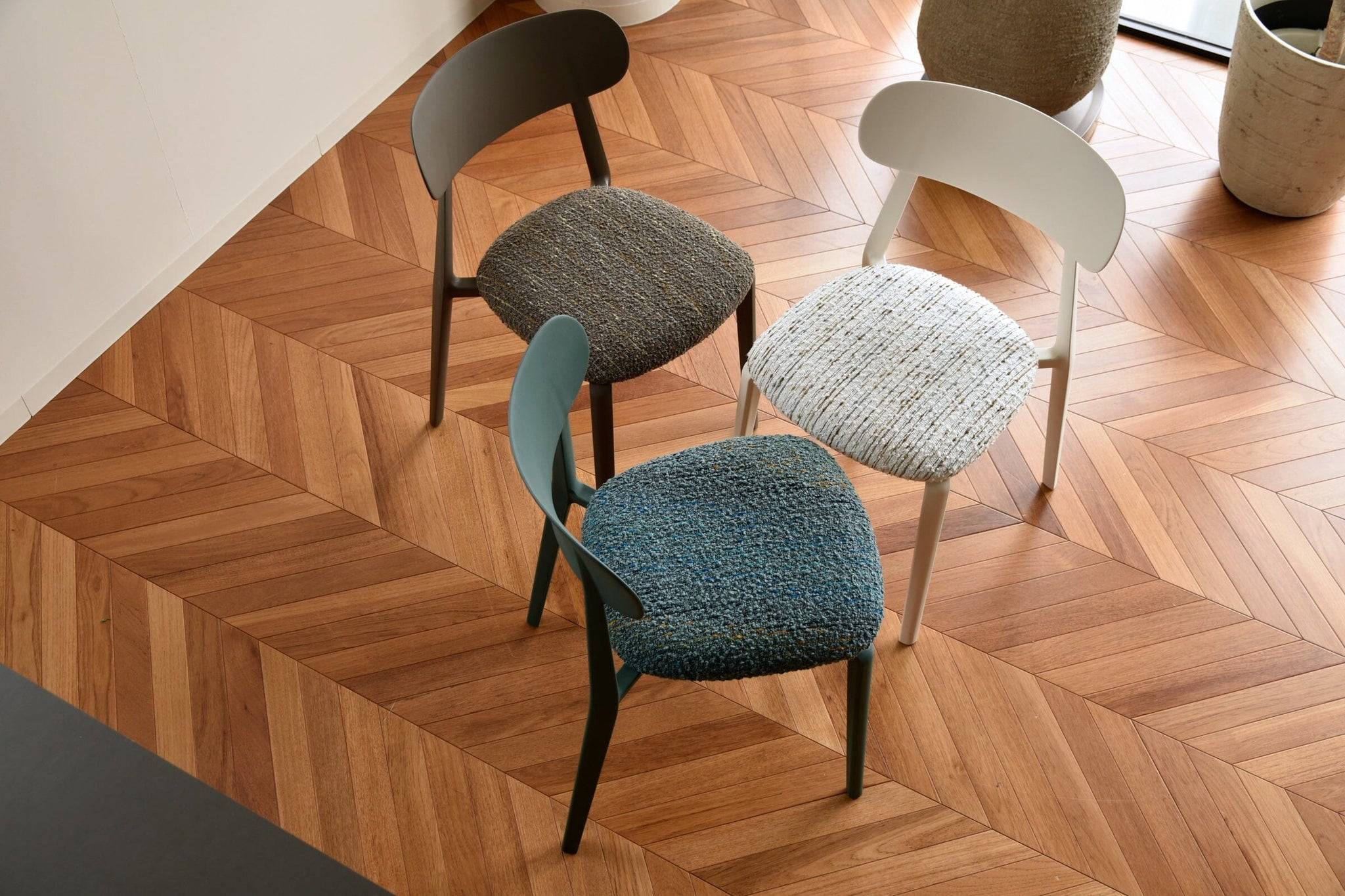 Lilamina Chair White