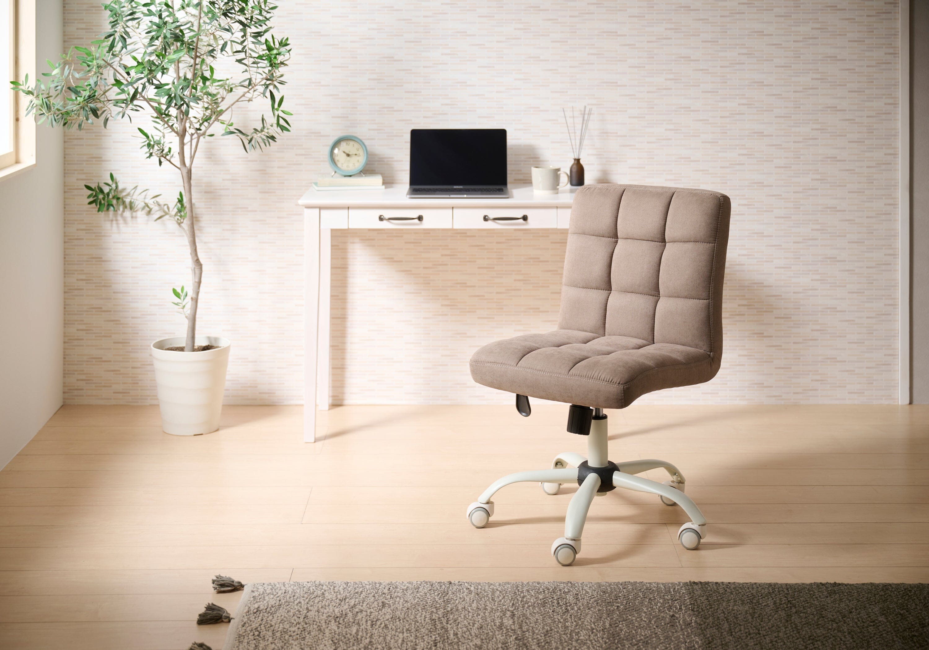 Honey Home Chair Brown