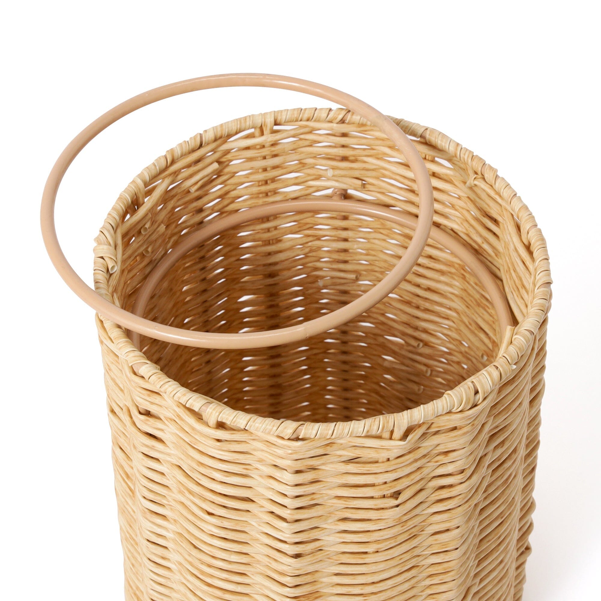 Scallop Trash Can Small White