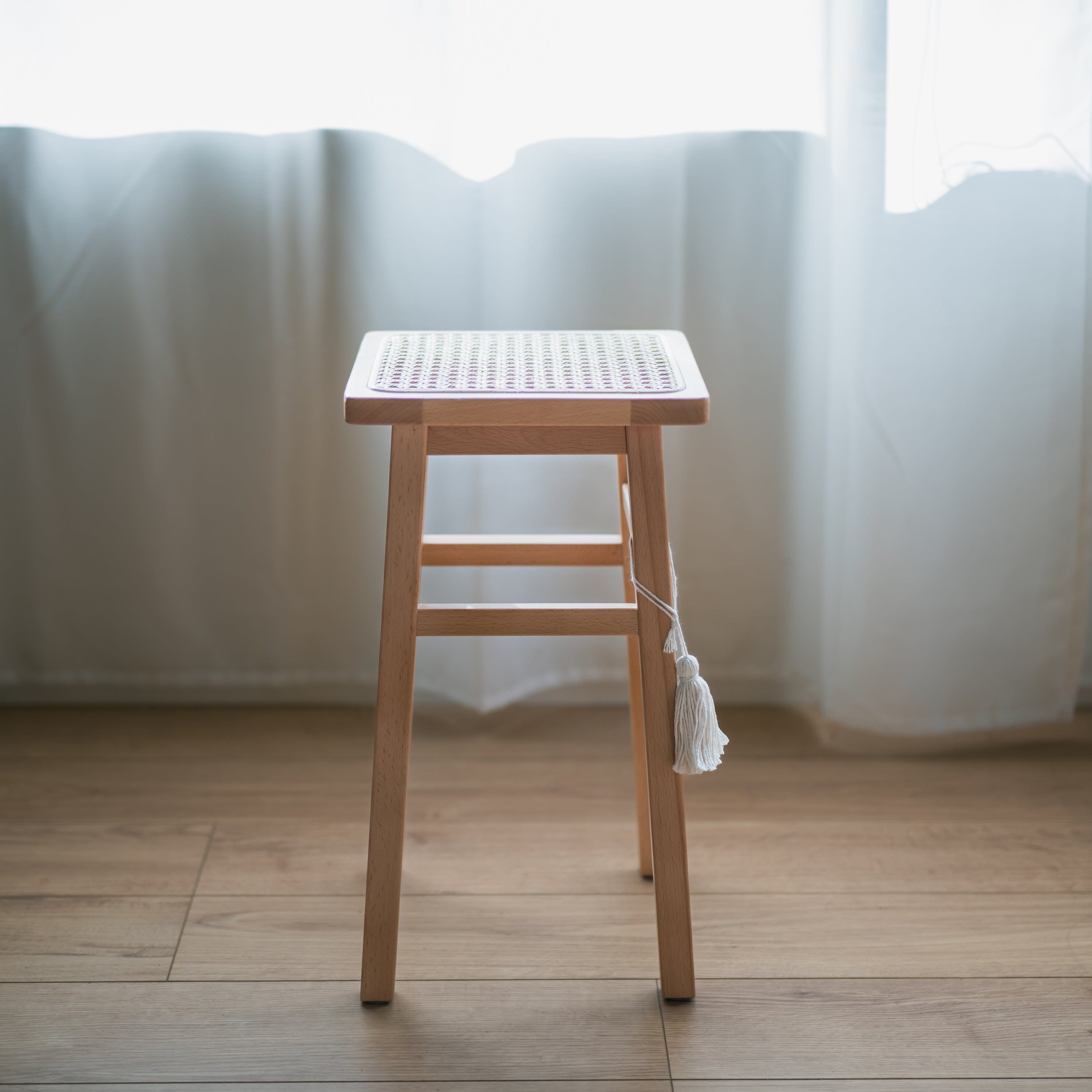 Amu Stool