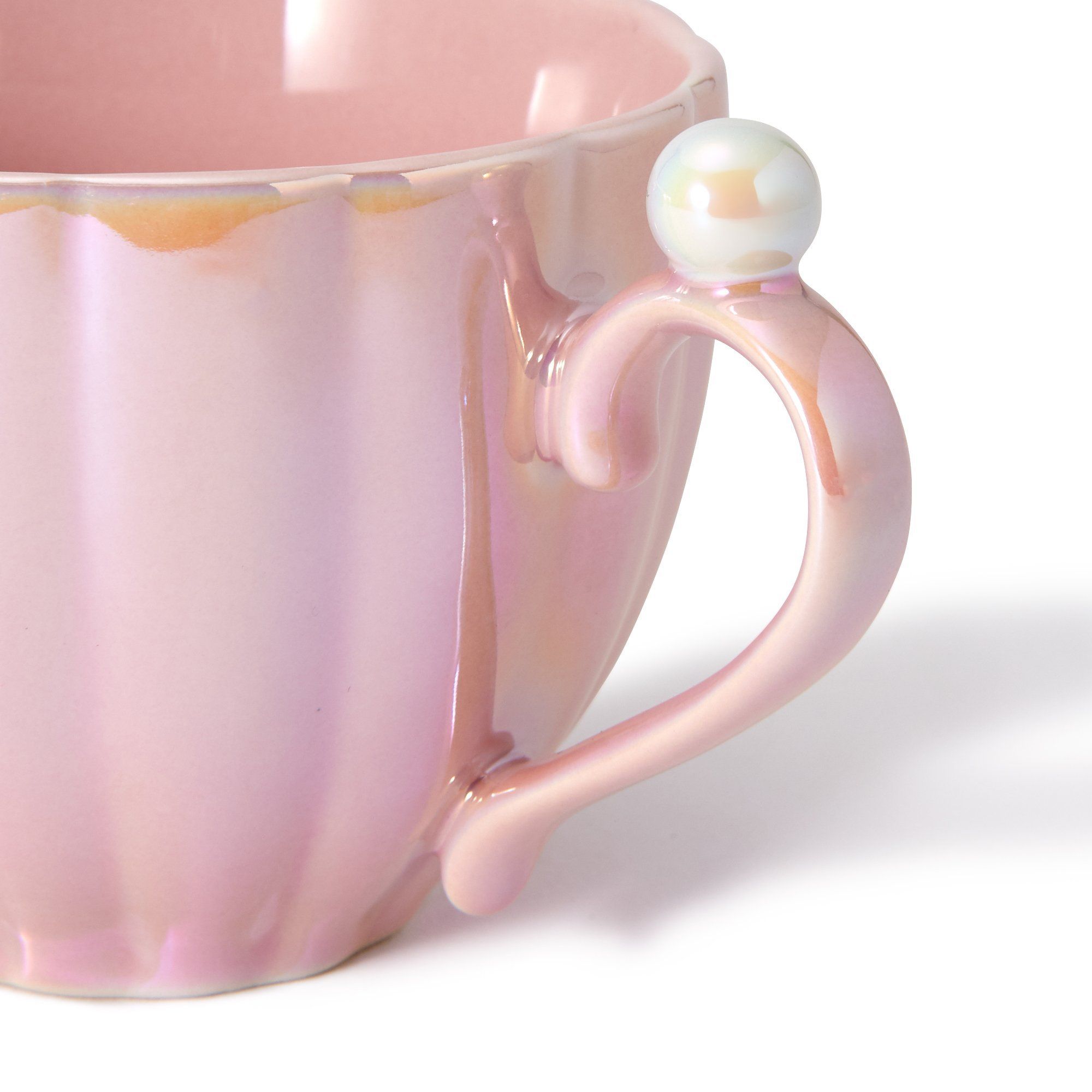 OPAL SHELL CUP & SAUCER PINK