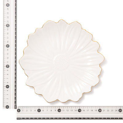 FLOWER MOTIF PLATE MEDIUM WHITE