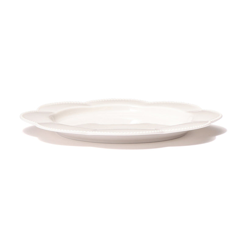 Blanche Plate Medium Flower  White