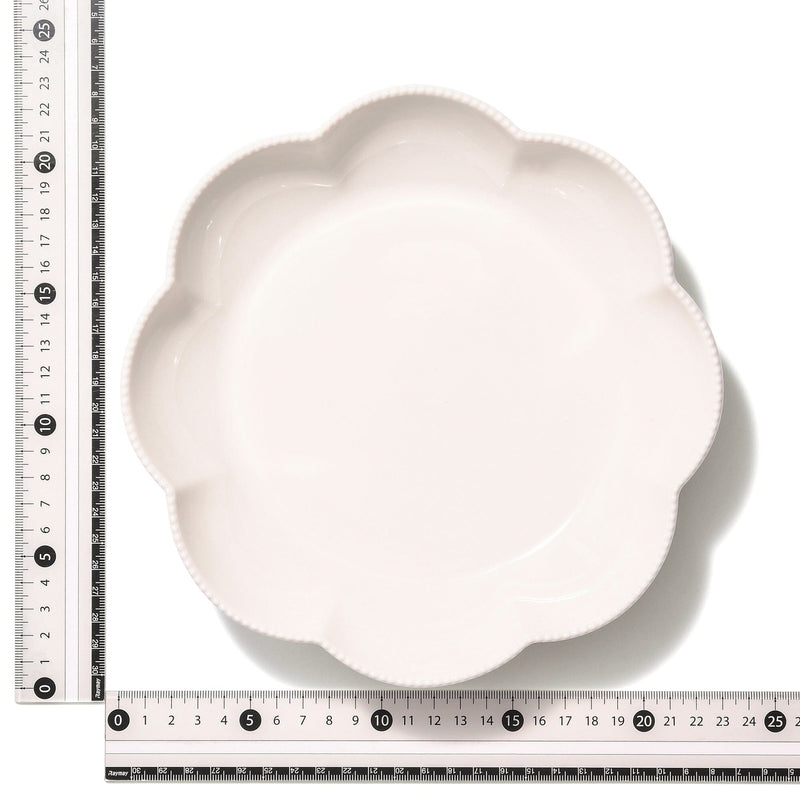 Blanche Deep Plate Flower  White