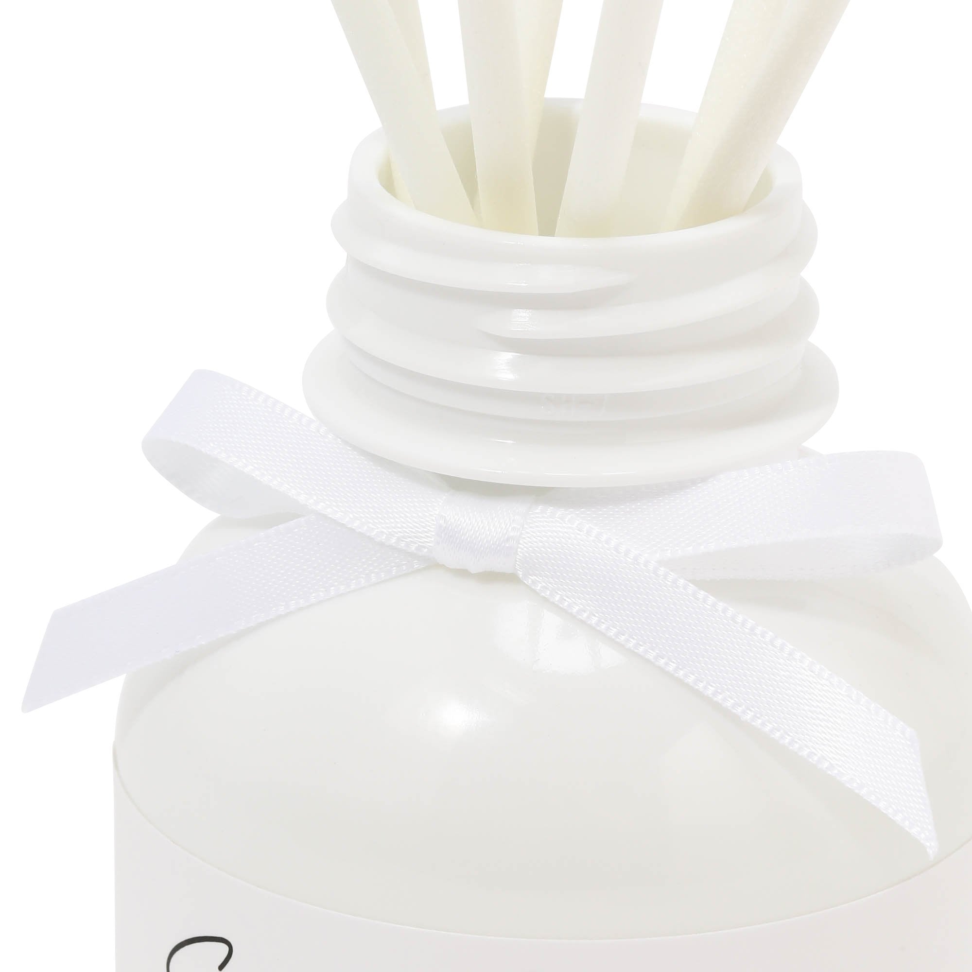 CLAIRE DIFFUSER WHITE